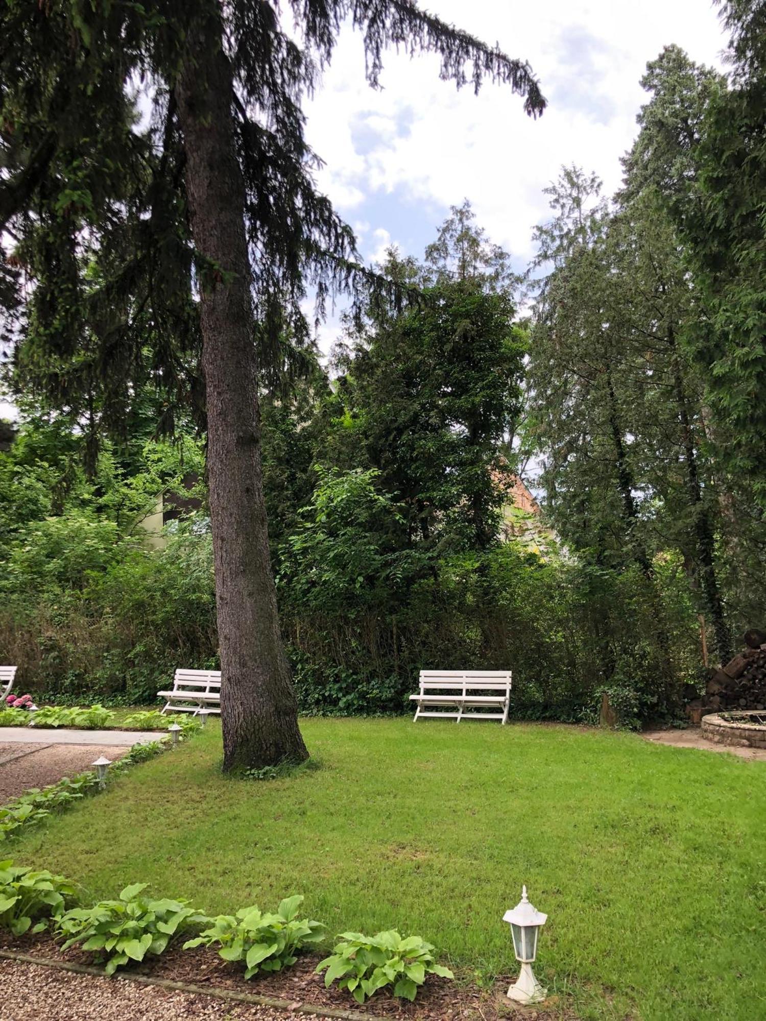 Szem-S Vendeghaz Hotel Balatonszárszó Екстериор снимка