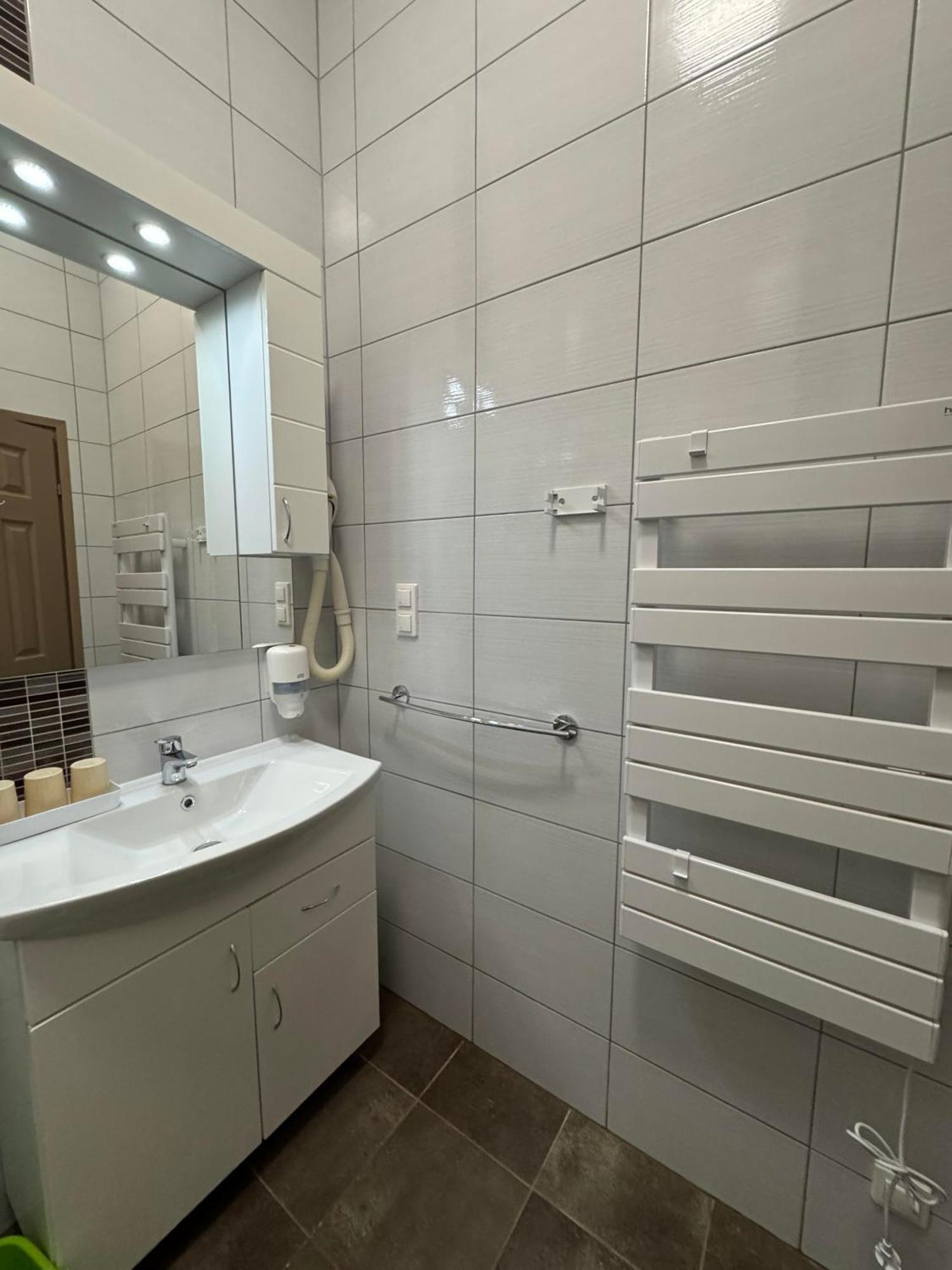 Szem-S Vendeghaz Hotel Balatonszárszó Екстериор снимка