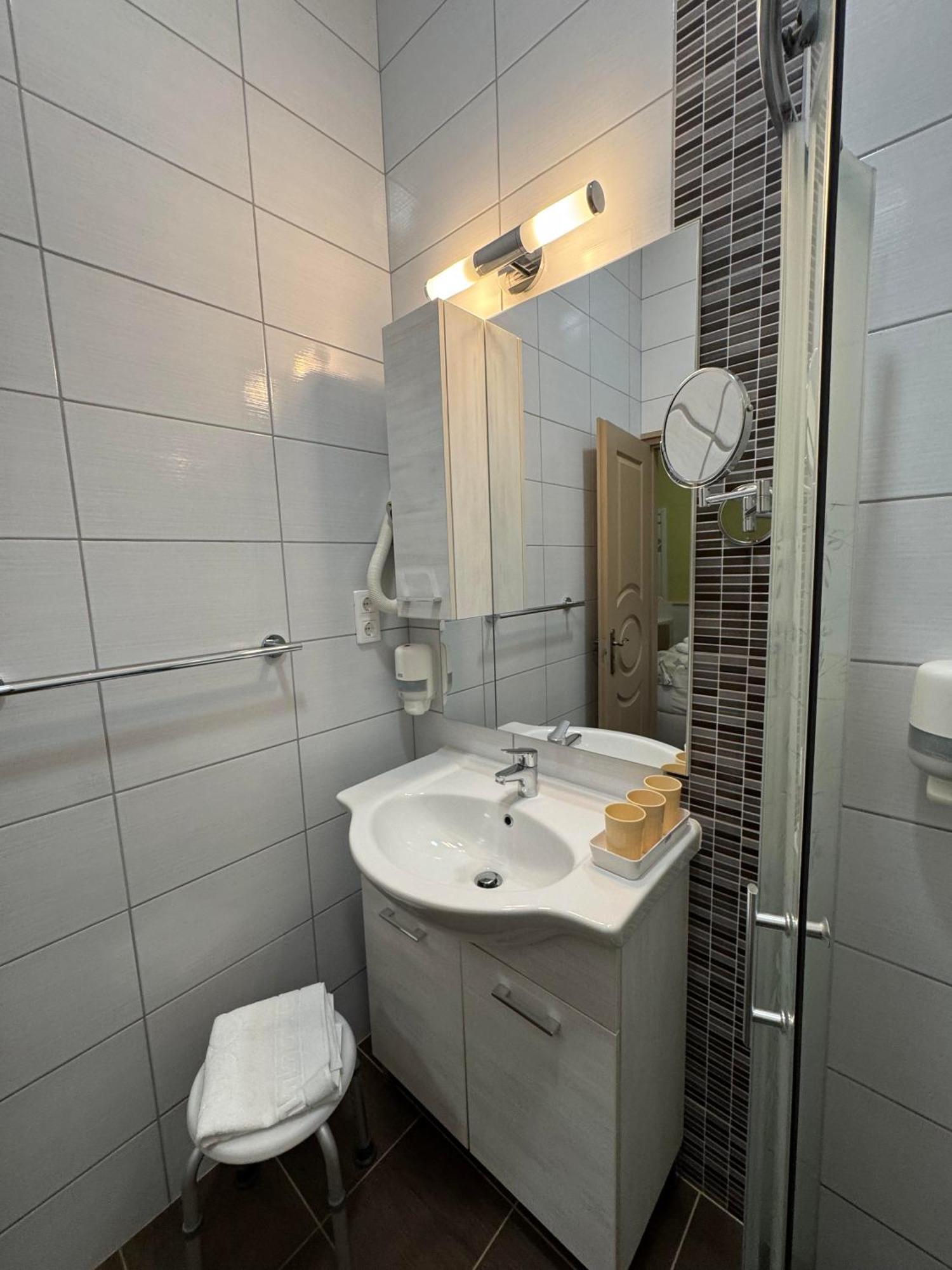 Szem-S Vendeghaz Hotel Balatonszárszó Екстериор снимка